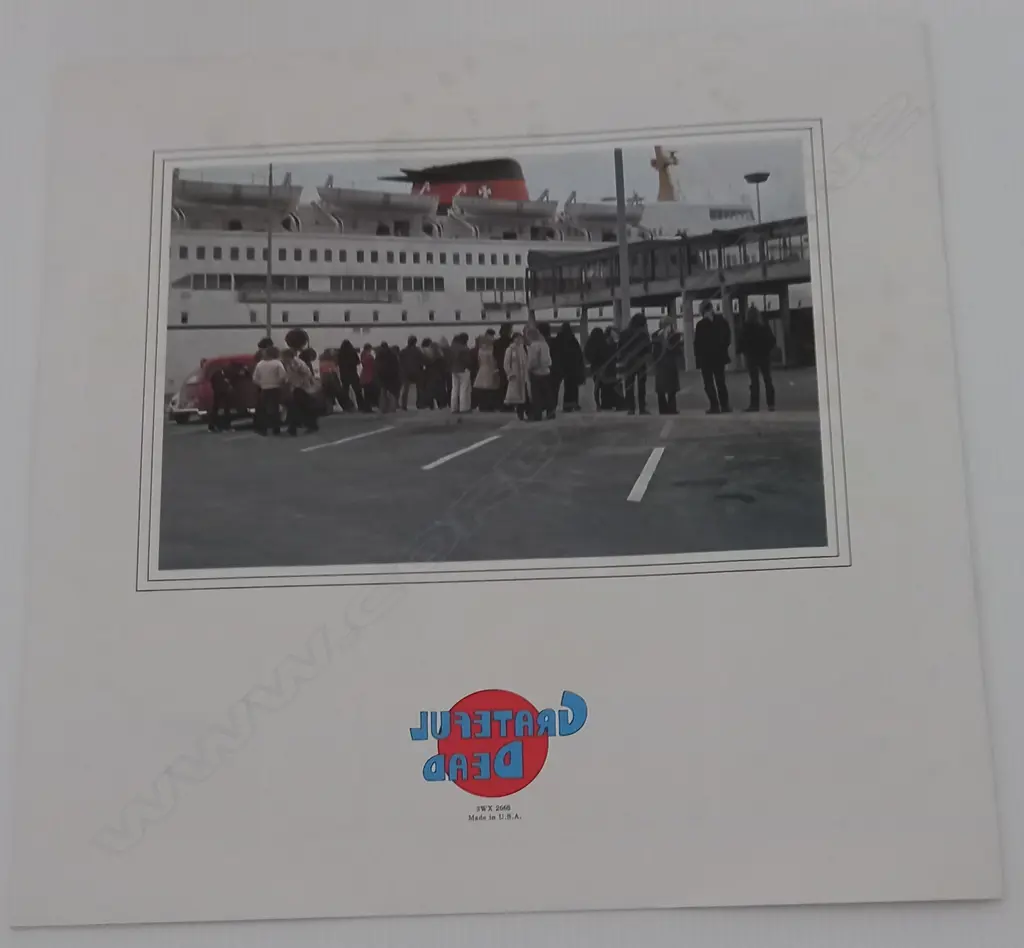 The Grateful Dead, Europe '72 (Triple album) Image 1++